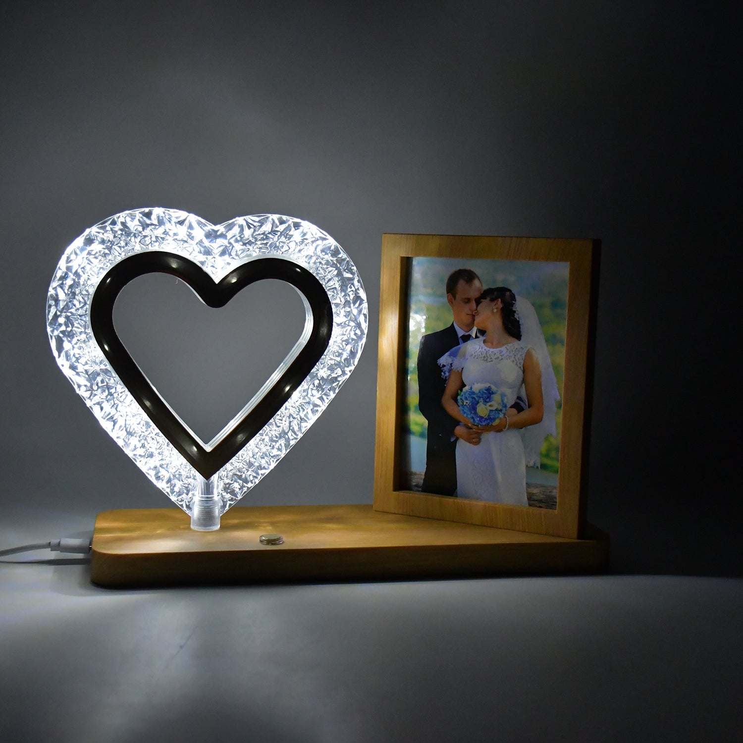 personalized night lamp wedding gift heart LED lamp with wooden base and wedding photo frame
